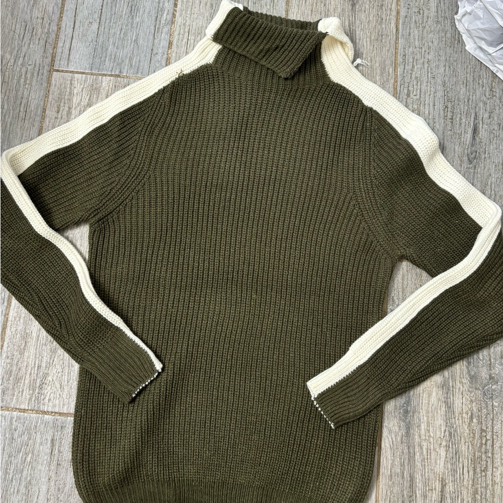 Olive Green and Cream Men's Sweater